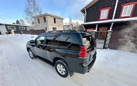 Toyota Land Cruiser Prado 150 рестайлинг 2, 2021 год, 5 450 000 рублей, 11 фотография