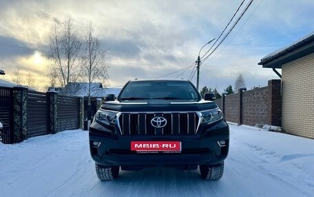 Toyota Land Cruiser Prado 150 рестайлинг 2, 2021 год, 5 450 000 рублей, 4 фотография
