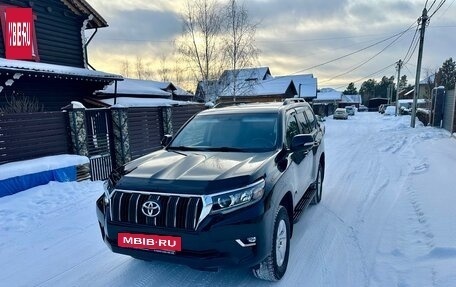 Toyota Land Cruiser Prado 150 рестайлинг 2, 2021 год, 5 450 000 рублей, 3 фотография