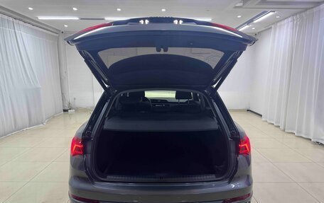 Audi Q3, 2021 год, 2 400 000 рублей, 7 фотография