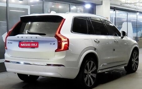 Volvo XC90 II рестайлинг, 2022 год, 5 700 000 рублей, 2 фотография