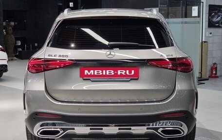 Mercedes-Benz GLC, 2024 год, 7 400 000 рублей, 4 фотография