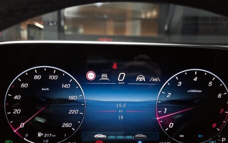 Mercedes-Benz E-Класс, 2025 год, 6 800 000 рублей, 11 фотография