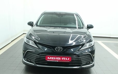 Toyota Camry, 2023 год, 3 800 000 рублей, 9 фотография