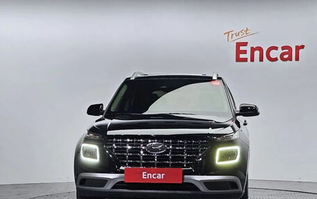 Hyundai Venue I, 2022 год, 1 300 000 рублей, 2 фотография