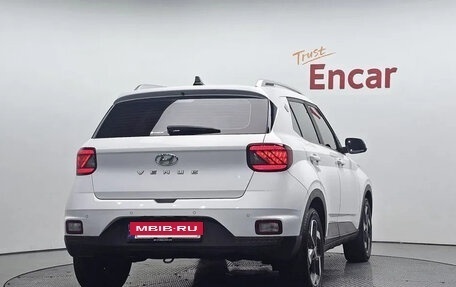 Hyundai Venue I, 2023 год, 1 650 000 рублей, 4 фотография