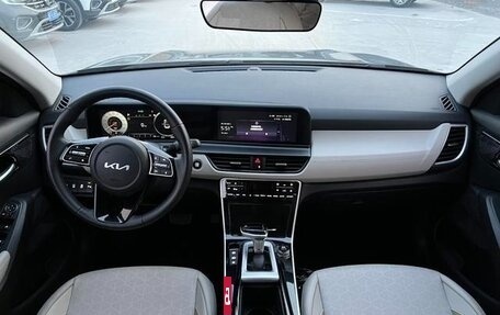 KIA Seltos I, 2023 год, 1 800 000 рублей, 9 фотография