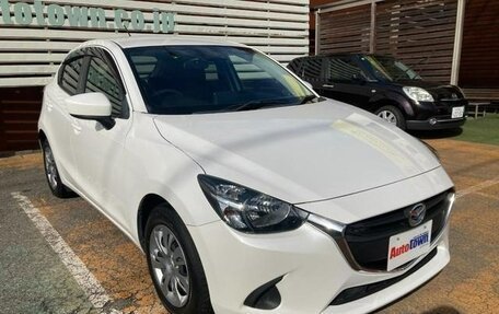 Mazda Demio IV, 2015 год, 957 000 рублей, 9 фотография