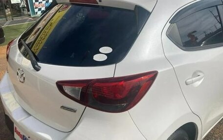 Mazda Demio IV, 2015 год, 957 000 рублей, 31 фотография