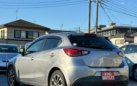 Mazda Demio IV, 2015 год, 933 000 рублей, 5 фотография