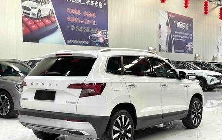 Skoda Karoq I, 2021 год, 1 800 000 рублей, 6 фотография