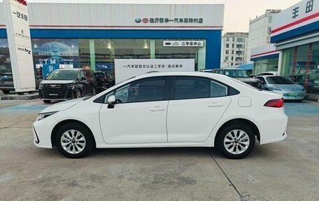 Toyota Corolla, 2023 год, 1 300 000 рублей, 3 фотография