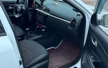 KIA Rio IV, 2017 год, 1 300 000 рублей, 9 фотография