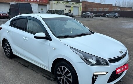 KIA Rio IV, 2017 год, 1 300 000 рублей, 2 фотография