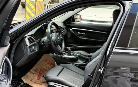 BMW 3 серия, 2018 год, 1 695 000 рублей, 7 фотография