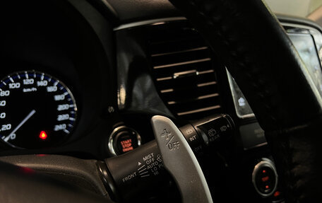 Mitsubishi Outlander III рестайлинг 3, 2017 год, 2 900 000 рублей, 23 фотография