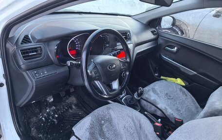 KIA Rio III рестайлинг, 2014 год, 800 000 рублей, 6 фотография