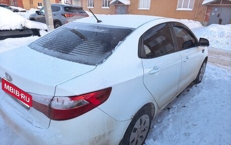 KIA Rio III рестайлинг, 2014 год, 800 000 рублей, 2 фотография