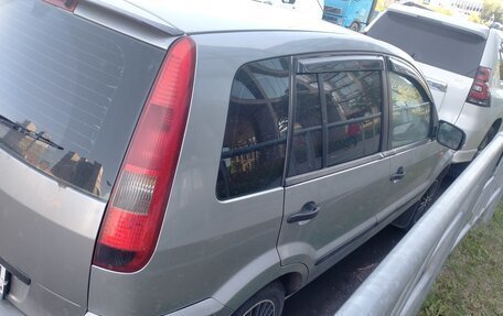 Ford Fusion I, 2005 год, 400 000 рублей, 6 фотография