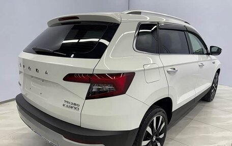 Skoda Karoq I, 2022 год, 1 960 000 рублей, 4 фотография