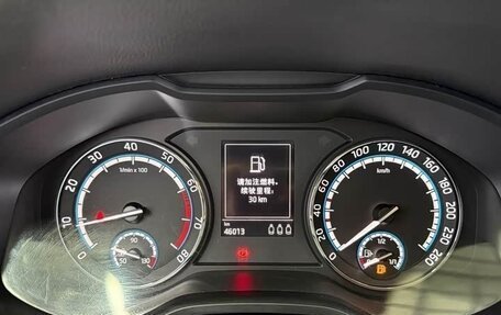 Skoda Karoq I, 2022 год, 1 960 000 рублей, 11 фотография