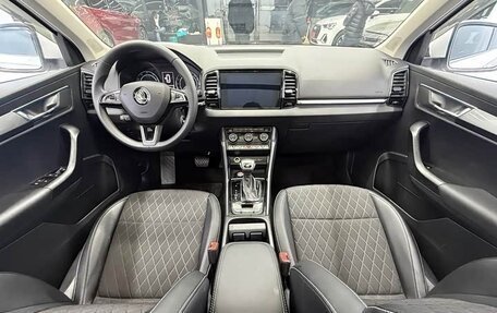 Skoda Karoq I, 2022 год, 1 960 000 рублей, 13 фотография