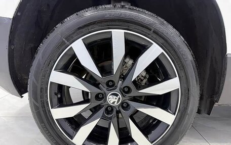 Skoda Karoq I, 2022 год, 1 960 000 рублей, 21 фотография