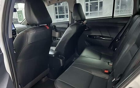 Toyota Yaris XP150 рестайлинг, 2022 год, 1 350 000 рублей, 6 фотография