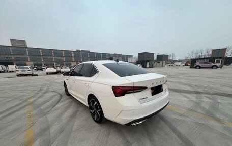 Skoda Octavia IV, 2022 год, 1 730 000 рублей, 4 фотография