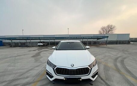 Skoda Octavia IV, 2022 год, 1 730 000 рублей, 2 фотография