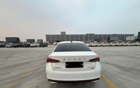 Skoda Octavia IV, 2022 год, 1 730 000 рублей, 5 фотография