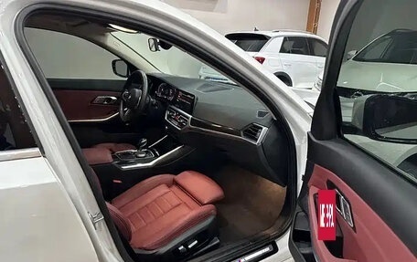 BMW 3 серия, 2021 год, 2 980 000 рублей, 12 фотография