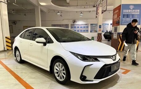 Toyota Corolla, 2021 год, 1 630 000 рублей, 2 фотография