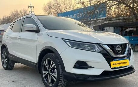 Nissan Qashqai, 2023 год, 1 800 000 рублей, 3 фотография