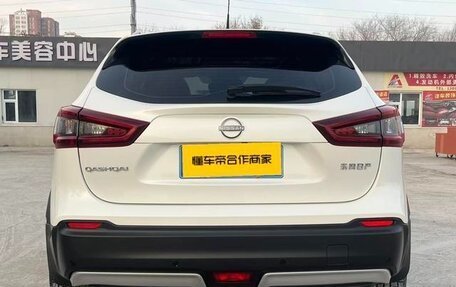 Nissan Qashqai, 2023 год, 1 800 000 рублей, 5 фотография