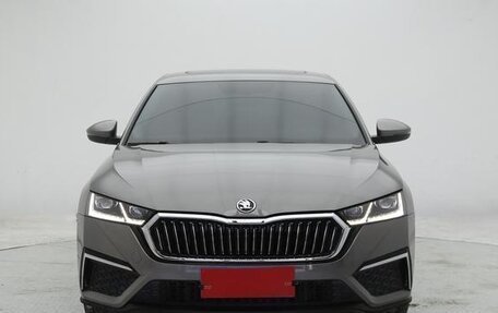 Skoda Octavia IV, 2022 год, 1 760 000 рублей, 2 фотография