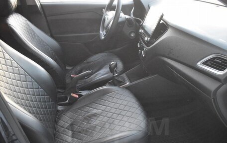 Hyundai Solaris II рестайлинг, 2017 год, 1 070 000 рублей, 6 фотография