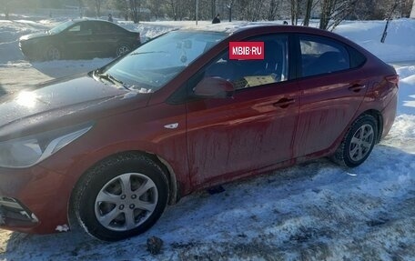 Hyundai Solaris II рестайлинг, 2017 год, 1 070 000 рублей, 3 фотография