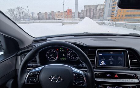 Hyundai Sonata VII, 2017 год, 1 750 000 рублей, 21 фотография