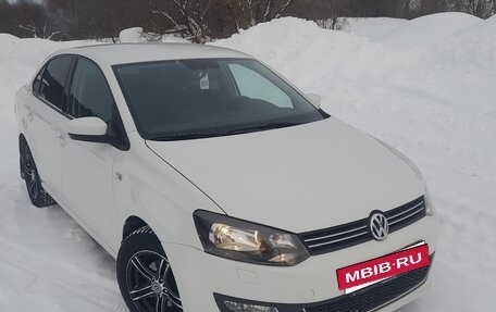 Volkswagen Polo VI (EU Market), 2013 год, 850 000 рублей, 6 фотография
