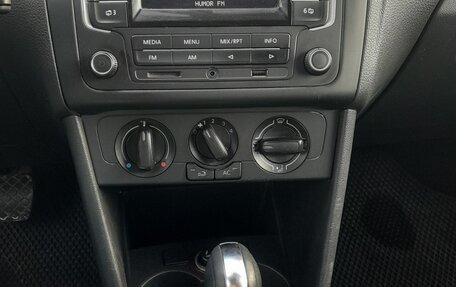 Volkswagen Polo VI (EU Market), 2013 год, 850 000 рублей, 7 фотография