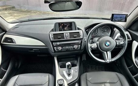 BMW 1 серия, 2015 год, 1 090 000 рублей, 12 фотография