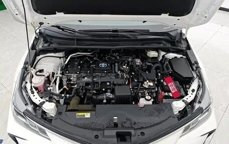 Toyota Corolla, 2023 год, 1 900 000 рублей, 15 фотография