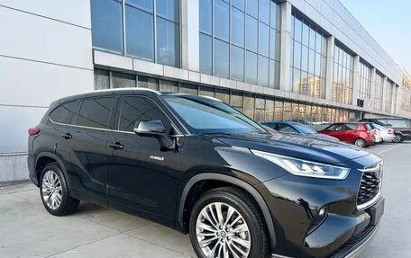 Toyota Highlander, 2022 год, 5 750 035 рублей, 3 фотография