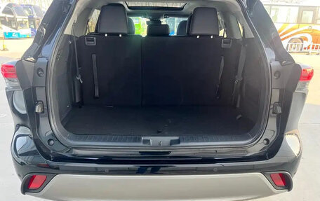 Toyota Highlander, 2022 год, 5 750 035 рублей, 18 фотография