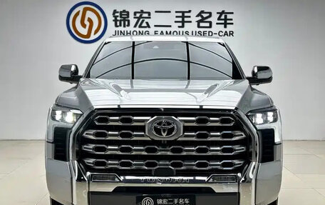 Toyota Tundra, 2023 год, 8 900 000 рублей, 2 фотография