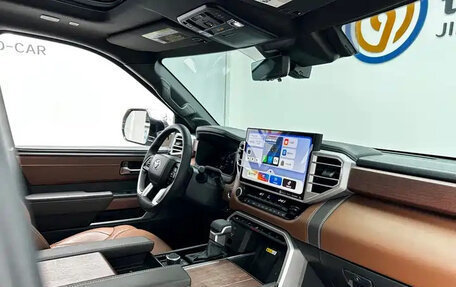 Toyota Tundra, 2023 год, 8 900 000 рублей, 14 фотография