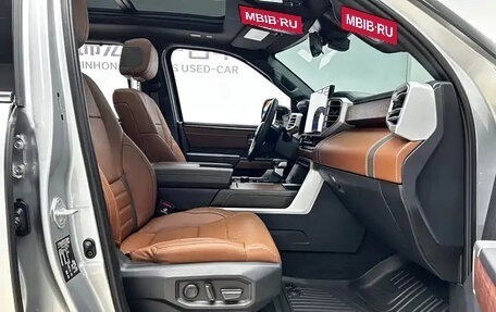 Toyota Tundra, 2023 год, 8 900 000 рублей, 13 фотография