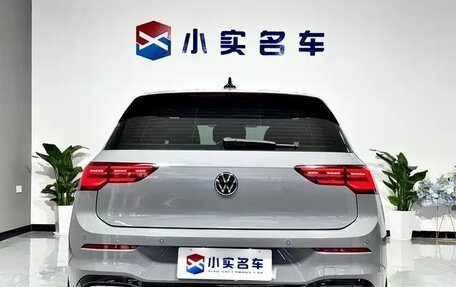 Volkswagen Golf VIII, 2023 год, 2 017 000 рублей, 5 фотография