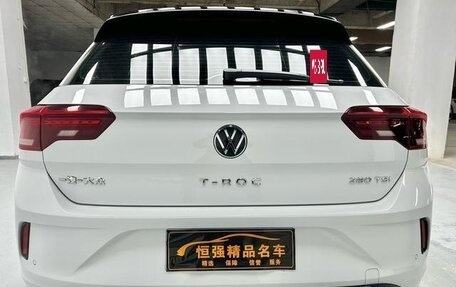 Volkswagen T-Roc I, 2022 год, 1 700 000 рублей, 5 фотография